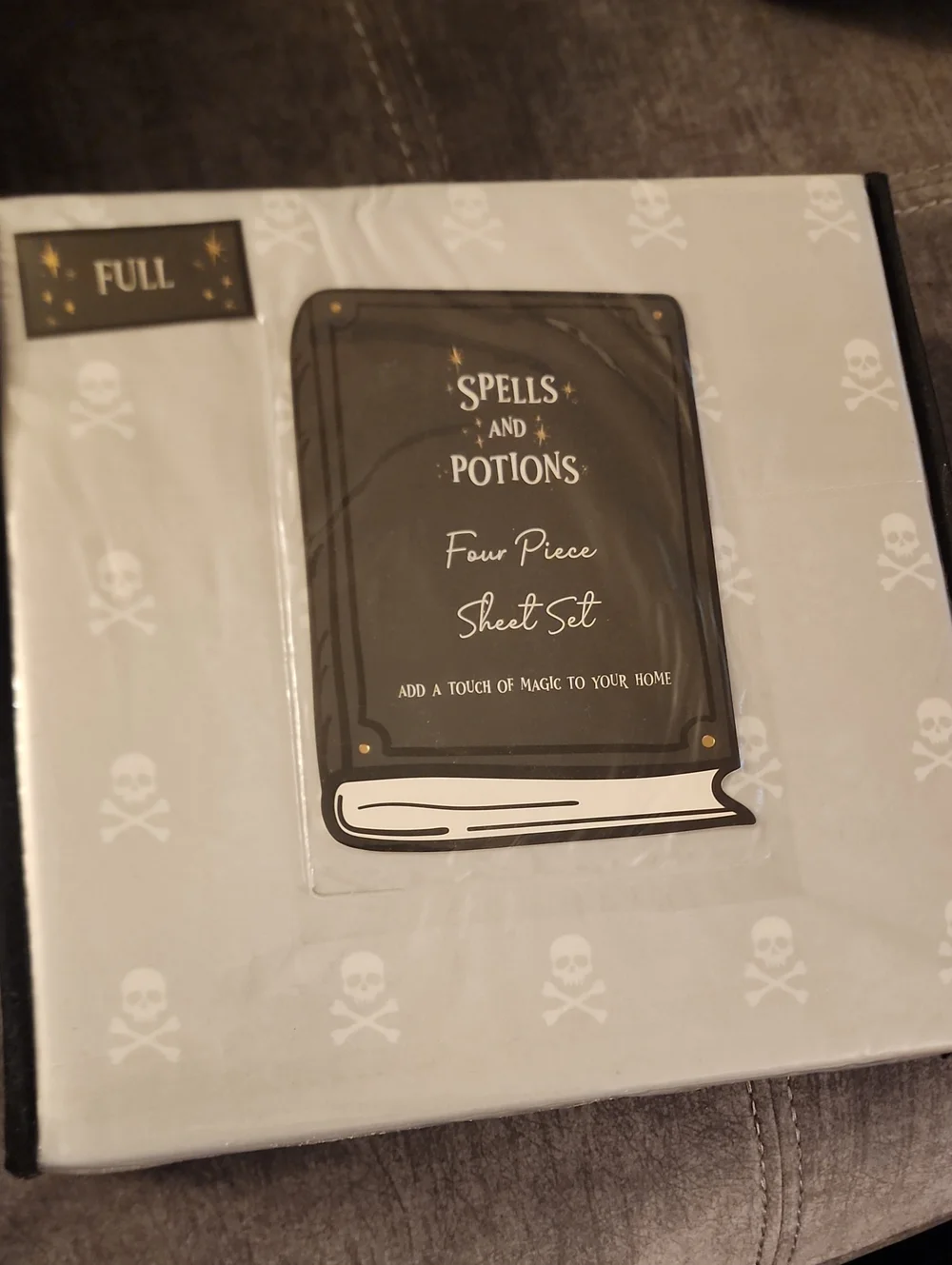 Skeleton Skull Halloween Sheet Set - Light Gray - Full